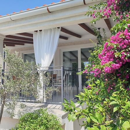 Villa Bella Banjol Esterno foto