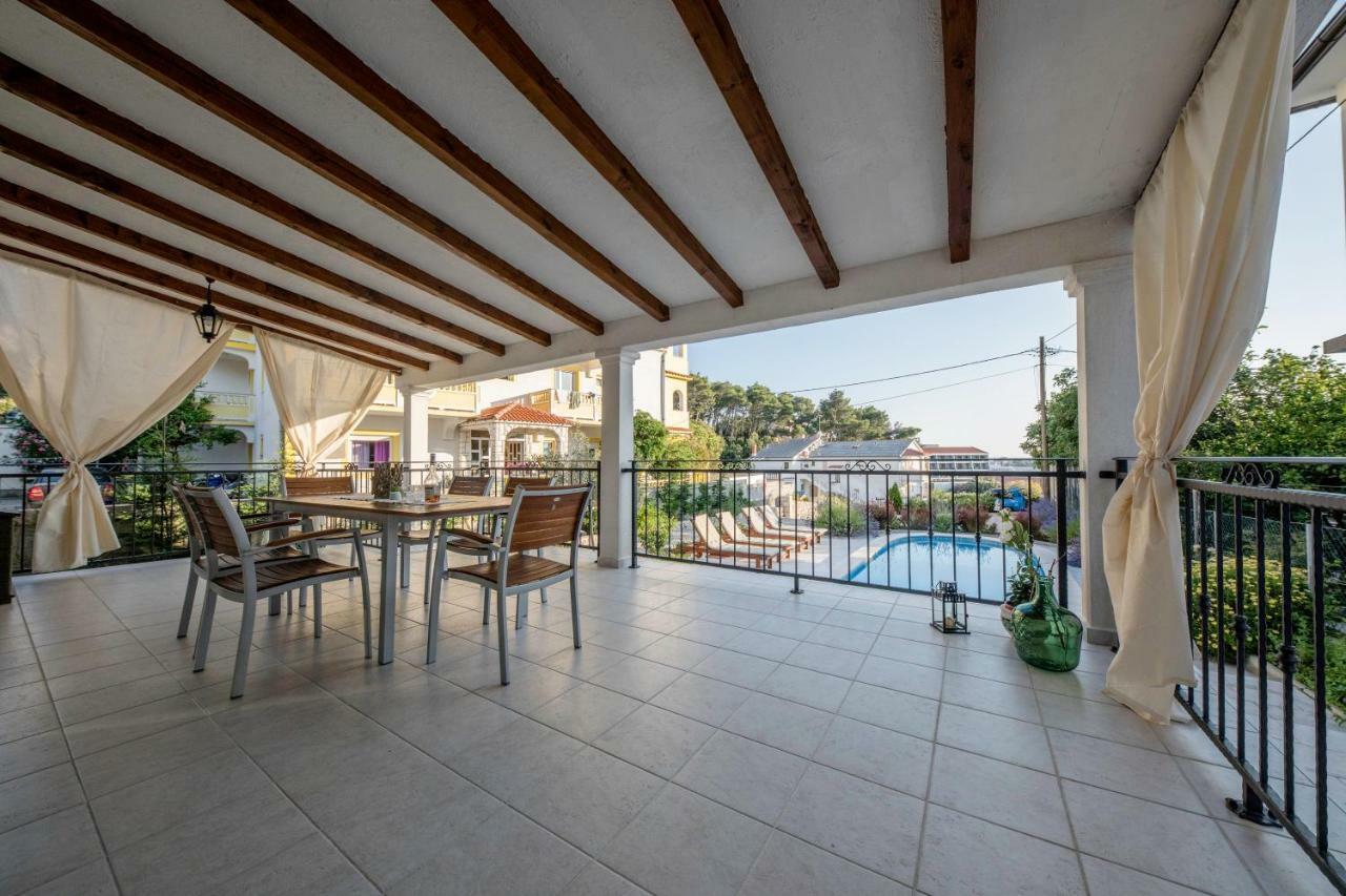 Villa Bella Banjol Esterno foto